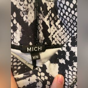Michi women’s fitness tights with mesh panels